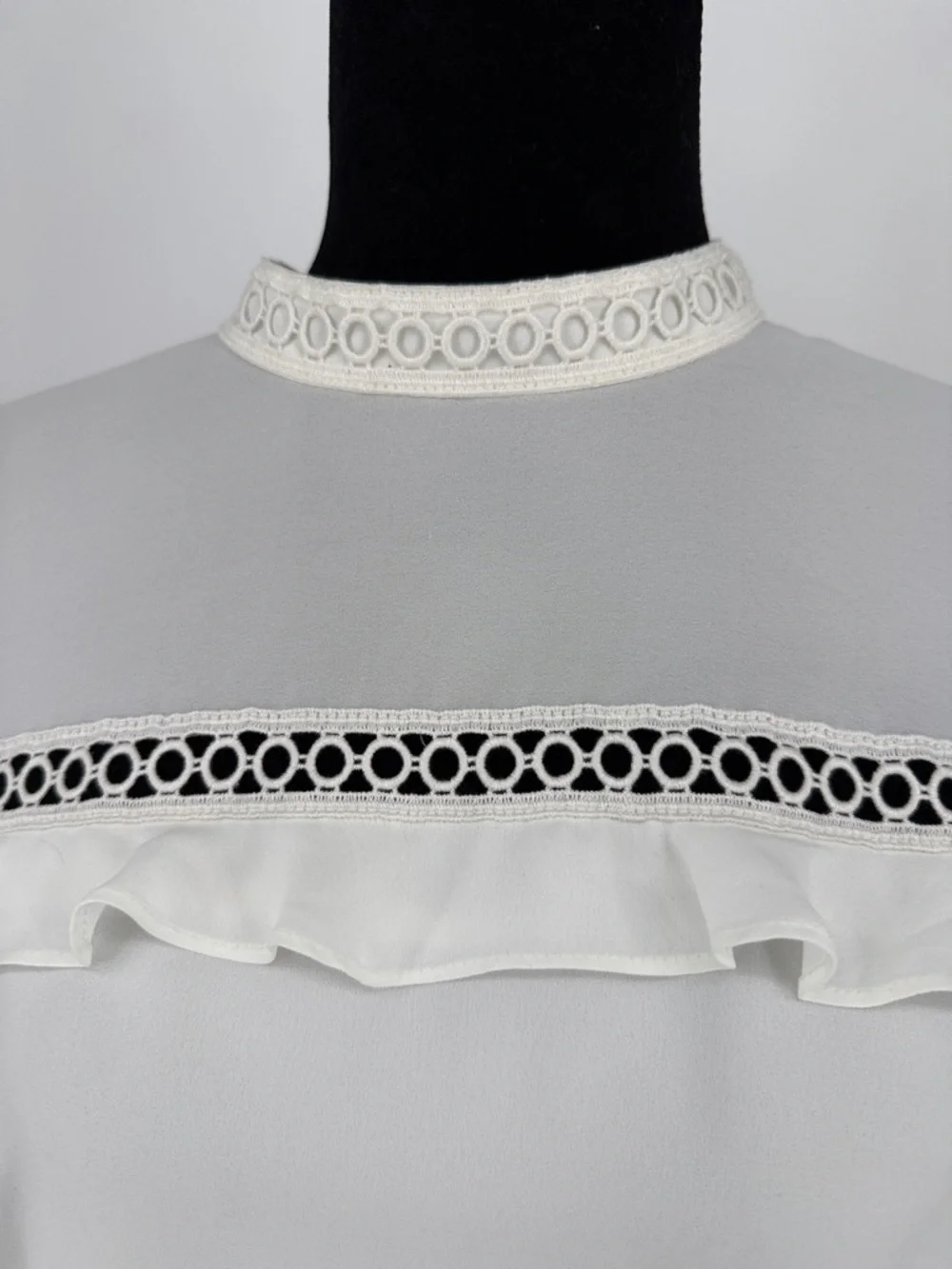 J. Crew Cream Ruffle Lace-Trim Long-Sleeve Blouse size 4